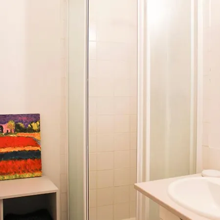 아파트 Spacious T1 With Wifi Near Paris 몽트뢰유