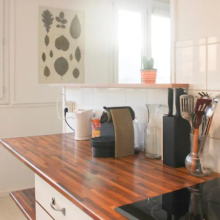 아파트 Spacious T1 With Wifi Near Paris 몽트뢰유